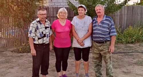 Дачники СНТ "Тюльпан". Фото Галины Гнайковой для "Кавказского узла" Дачники СНТ "Тюльпан". Фото Галины Гнайковой для "Кавказского узла"