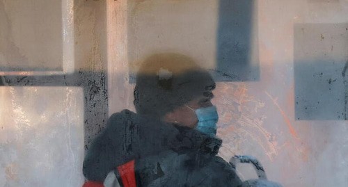 Пассажир общественного транспорта. Фото REUTERS/Maxim Shemetov Пассажир общественного транспорта. Фото REUTERS/Maxim Shemetov