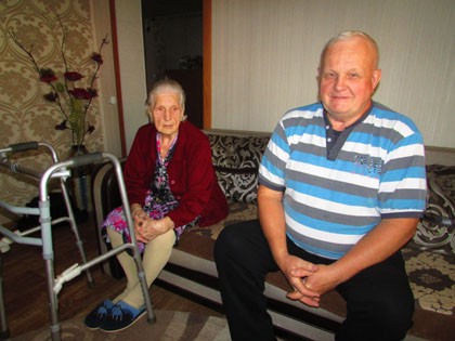 Анастасия Ноль с сыном Александром. Фото Вячеслава Ященко для "Кавказского узла".