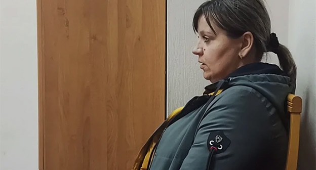 Оксана Барабанова. Скриншот видео мтв.онлайн https://xn--b1ats.xn--80asehdb/feed/proisshestviya/sud-utochnil-razmer-shtrafa-v-otnoshenii-uchastnitsy-shturma-rpn-v-volgograde-7020738838.html Оксана Барабанова. Скриншот видео мтв.онлайн https://xn--b1ats.xn--80asehdb/feed/proisshestviya/sud-utochnil-razmer-shtrafa-v-otnoshenii-uchastnitsy-shturma-rpn-v-volgograde-7020738838.html