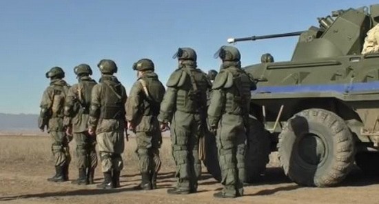 Российские миротворцы преступили к разминированию 400 гектар территории Мардакертского района Нагорного Карабаха/ Фото пресс-службы МО России Российские миротворцы преступили к разминированию 400 гектар территории Мардакертского района Нагорного Карабаха/ Фото пресс-службы МО России