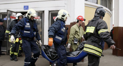 Взрывы в московском метро. Фото: "Юга.ру" - https://www.yuga.ru/media/61/bd/v-metro21_01__q0q0wh0.jpg Взрывы в московском метро. Фото: "Юга.ру" - https://www.yuga.ru/media/61/bd/v-metro21_01__q0q0wh0.jpg