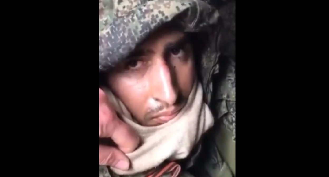 Магомедгаджи Магомедгаджиев. Кадр с распространенного в Сети видео Магомедгаджи Магомедгаджиев. Кадр с распространенного в Сети видео