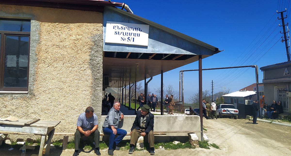 Избирательный участок в Бердашене, 10 апреля 2022 года. Фото Алвард Григорян для «Кавказского узла» Избирательный участок в Бердашене, 10 апреля 2022 года. Фото Алвард Григорян для «Кавказского узла»