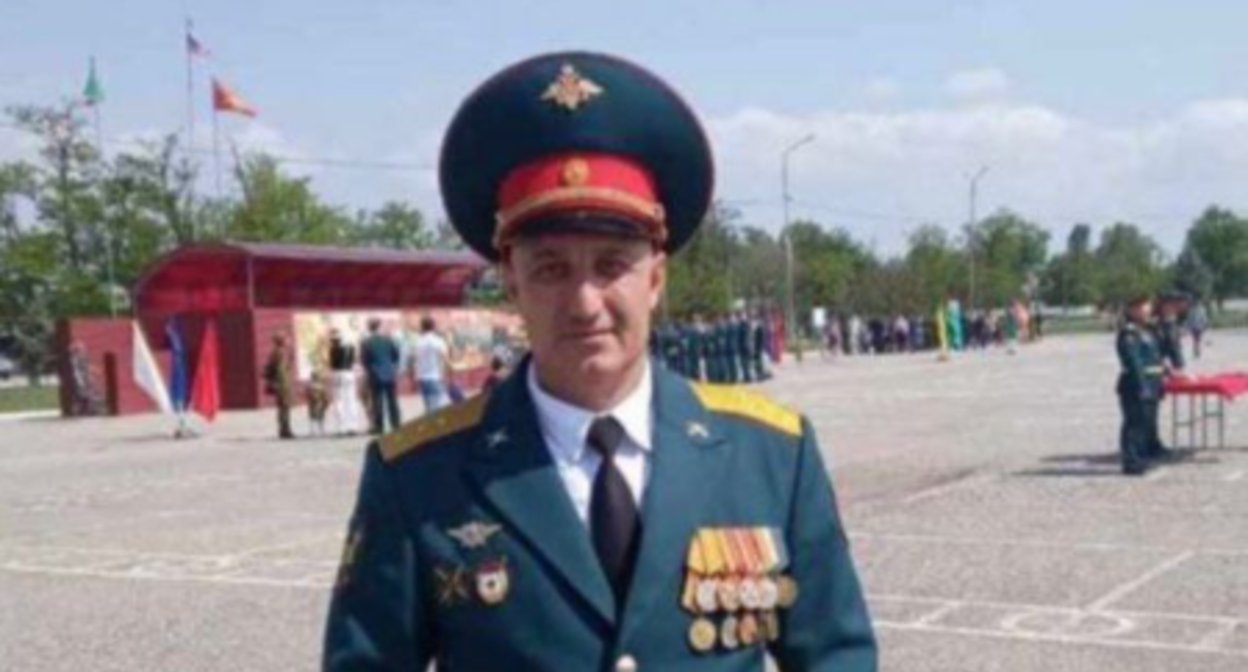 Абрайрат Абдуллаев. Фото в Telegram-канале мэрии Буйнакска.https://t.me/gorodbuynaksk/290 Абрайрат Абдуллаев. Фото в Telegram-канале мэрии Буйнакска.https://t.me/gorodbuynaksk/290
