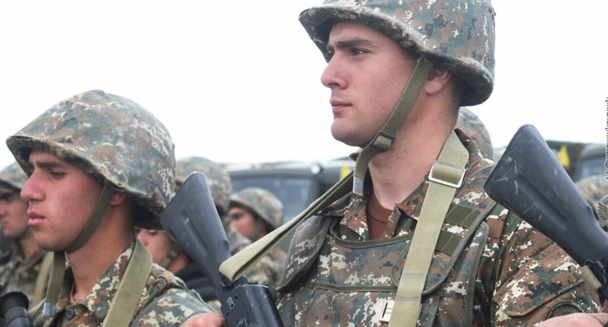 Военнослужащие армянской армии. Фото пресс-службы МО Армении Военнослужащие армянской армии. Фото пресс-службы МО Армении
