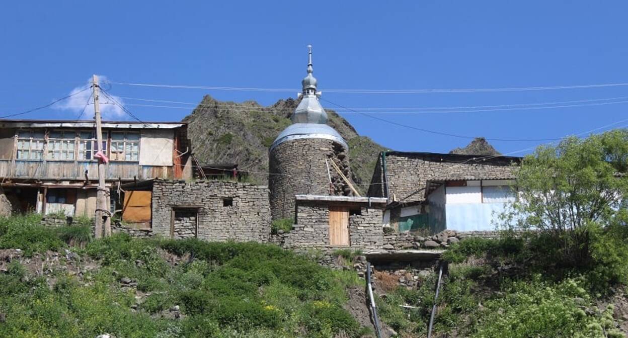 Минарет в селе Фий. Фото: пресс-служба Дагнаследия Минарет в селе Фий. Фото: пресс-служба Дагнаследия