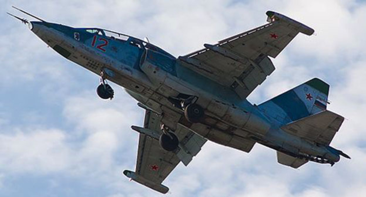 Самолет Су-25. Фото: https://upload.wikimedia.org Самолет Су-25. Фото: https://upload.wikimedia.org