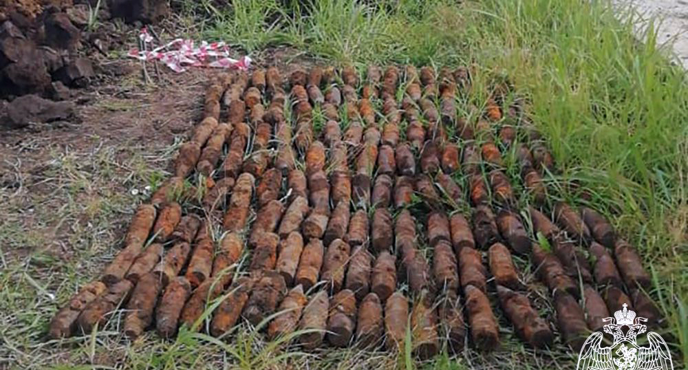 155 боеприпасов времен Великой Отечественной войны, найденные на Кубани. Фото: пресс-служба Росгвардии https://23.rosguard.gov.ru/News/Article/155-boepripasov-vremen-velikoj-otechestvennoj-vojny-unichtozhili-vzryvotexniki-rosgvardii-v-krasnodarskom-krae 155 боеприпасов времен Великой Отечественной войны, найденные на Кубани. Фото: пресс-служба Росгвардии https://23.rosguard.gov.ru/News/Article/155-boepripasov-vremen-velikoj-otechestvennoj-vojny-unichtozhili-vzryvotexniki-rosgvardii-v-krasnodarskom-krae