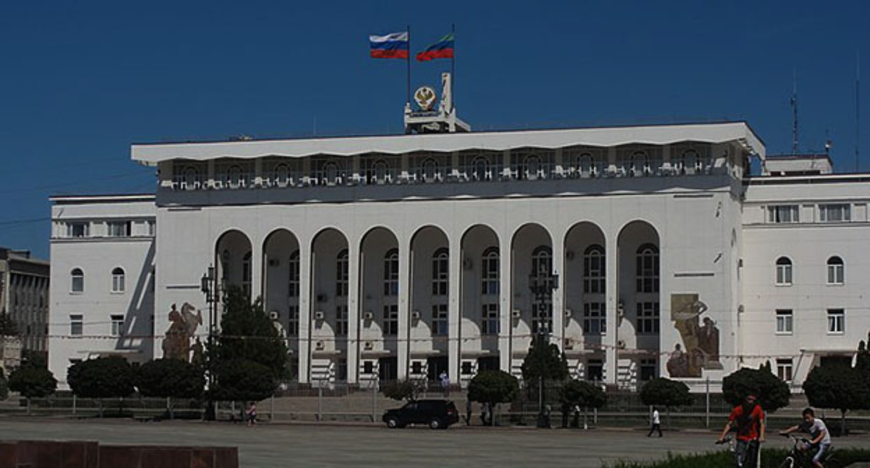 Парламент Дагестана. Фото: Котомкина https://ru.wikipedia.org Парламент Дагестана. Фото: Котомкина https://ru.wikipedia.org