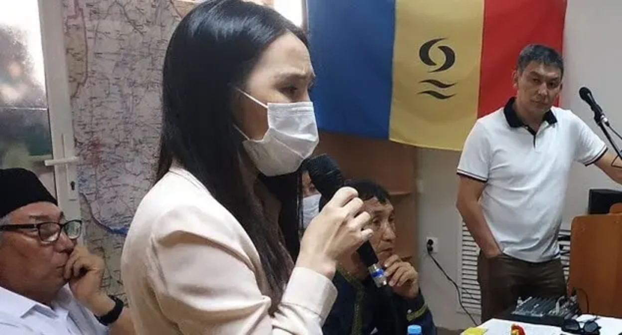 Оксана Санджинова. Фото Бадмы Бюрчиева для "Кавказского узла" Оксана Санджинова. Фото Бадмы Бюрчиева для "Кавказского узла"