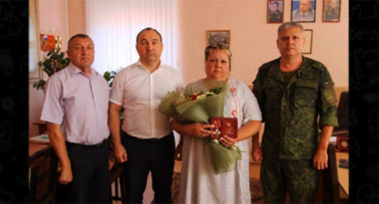 Тимофей Богданов погиб на Украине, его матери передан орден Мужества. Скришот https://t.me/admkush_ru/3031?single Тимофей Богданов погиб на Украине, его матери передан орден Мужества. Скришот https://t.me/admkush_ru/3031?single