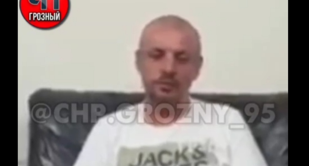 Кадр видео с извинениями за слова о чеченцах https://t.me/chpgrozny95/1438 Кадр видео с извинениями за слова о чеченцах https://t.me/chpgrozny95/1438