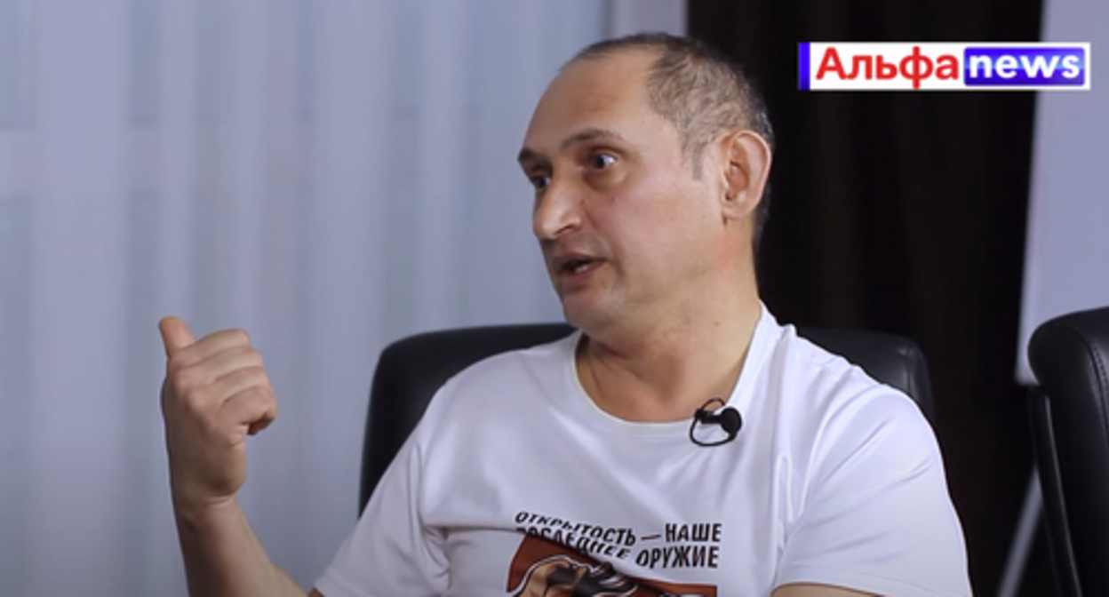 Виталий Вотановский. Кадр видео
Альфа news https://www.youtube.com/watch?v=PrGP1uJlbKA&t=7s Виталий Вотановский. Кадр видео
Альфа news https://www.youtube.com/watch?v=PrGP1uJlbKA&t=7s