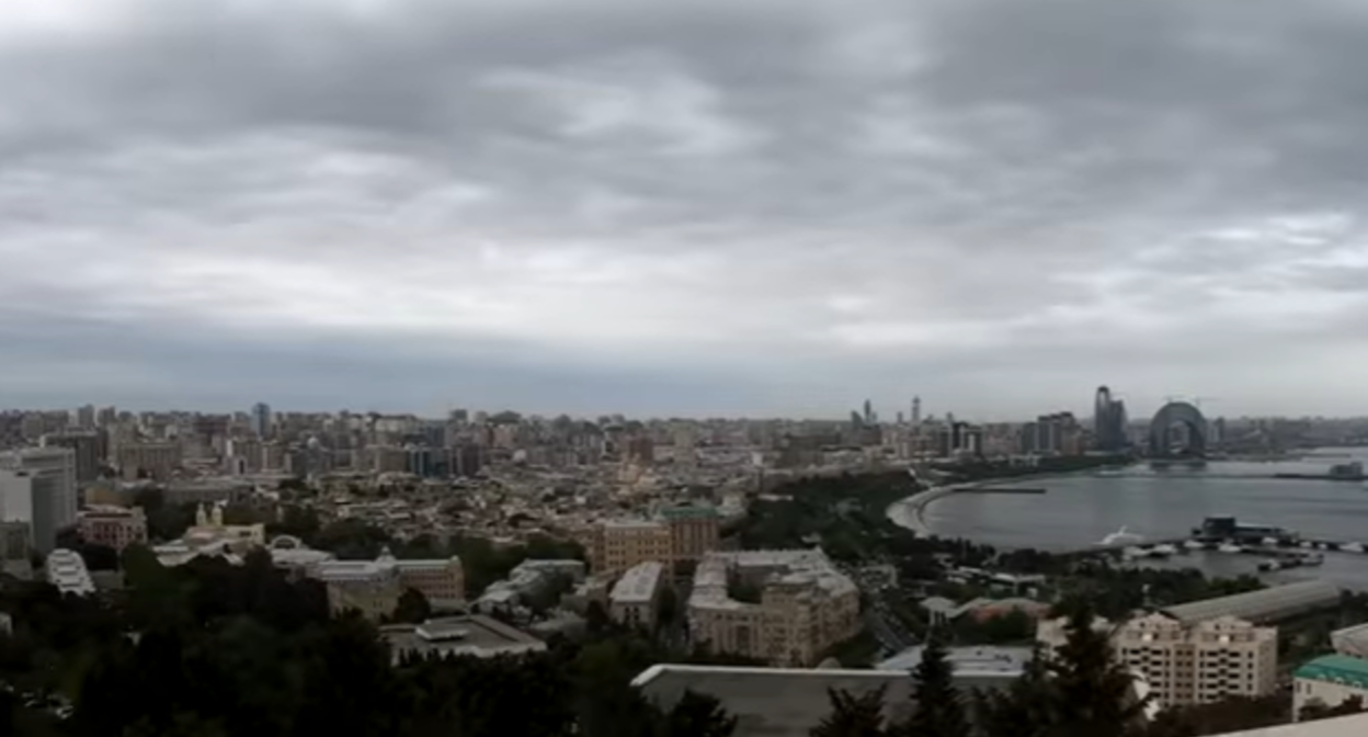 Вид на Баку. Стоп-кадр видео. опубликованного в YouTube-канале Travel Forever, https://www.youtube.com/watch?v=2oE4jzv4Xn8 Вид на Баку. Стоп-кадр видео. опубликованного в YouTube-канале Travel Forever, https://www.youtube.com/watch?v=2oE4jzv4Xn8