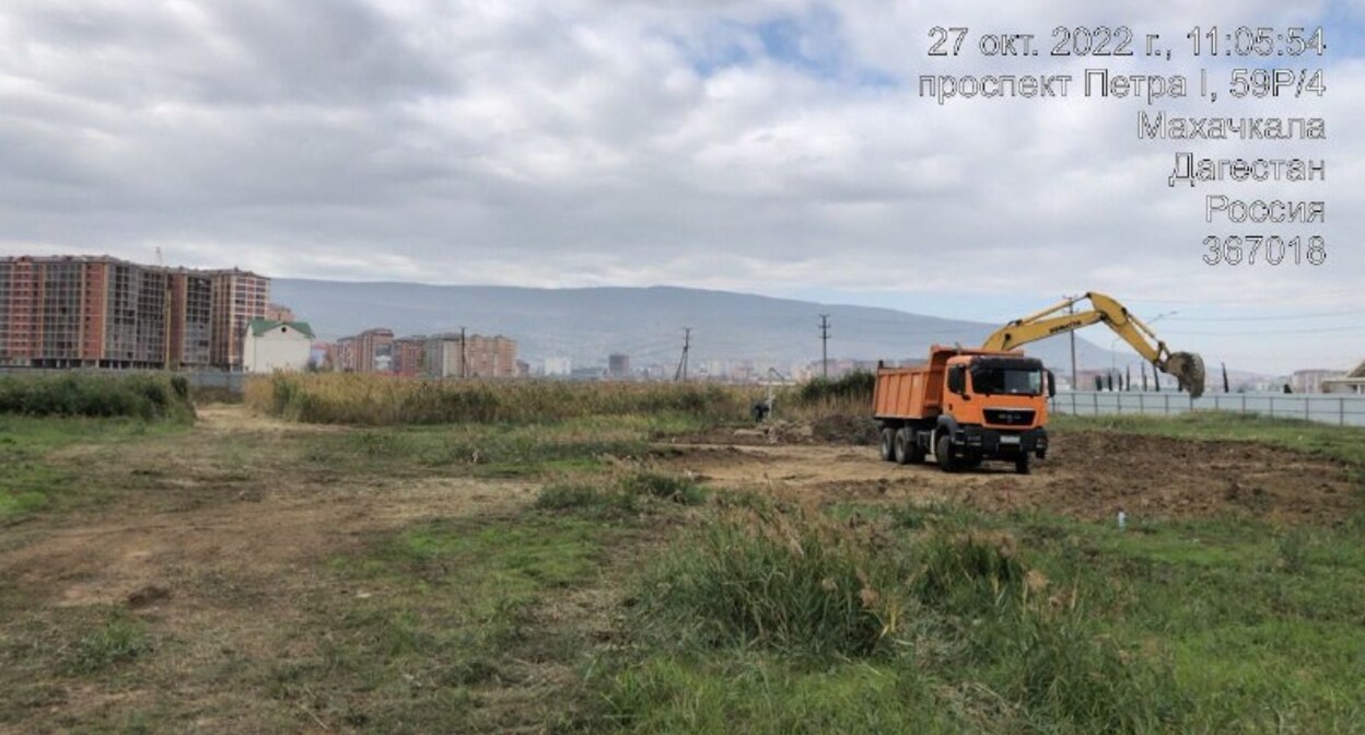 Попытка возобновить строительство храма около озера Ак-Гёль. Фото: пресс-служба мэрии Махачкалы https://t.me/chernovik/39808 Попытка возобновить строительство храма около озера Ак-Гёль. Фото: пресс-служба мэрии Махачкалы https://t.me/chernovik/39808