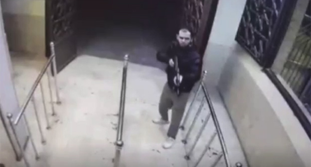 Теракт в Ширазе. Фото: https://newsarmenia.am/news/incidents/15-chelovek-pogibli-v-khode-terakta-v-irane-mid-armenii-vyrazil-soboleznovaniya-video/ Теракт в Ширазе. Фото: https://newsarmenia.am/news/incidents/15-chelovek-pogibli-v-khode-terakta-v-irane-mid-armenii-vyrazil-soboleznovaniya-video/