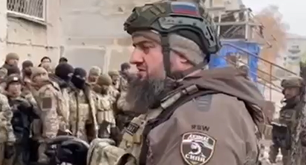 Чеченский богослов Магомед Хийтанаев, фото: стоп-кадр видео https://vk.com/wall-35660695_939182?ysclid=laro32gjz3548466537 Чеченский богослов Магомед Хийтанаев, фото: стоп-кадр видео https://vk.com/wall-35660695_939182?ysclid=laro32gjz3548466537