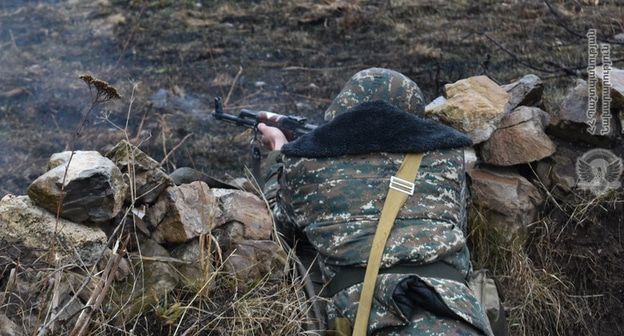 Военнослужащий армии Армении. Фото: пресс-служба МО Армении http://www.mil.am/hy/news/7148 Военнослужащий армии Армении. Фото: пресс-служба МО Армении http://www.mil.am/hy/news/7148
