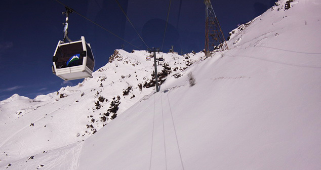 Канатная дорога на курорте "Эльбрус". Фото: https://prielbrusie-ski.ru Канатная дорога на курорте "Эльбрус". Фото: https://prielbrusie-ski.ru