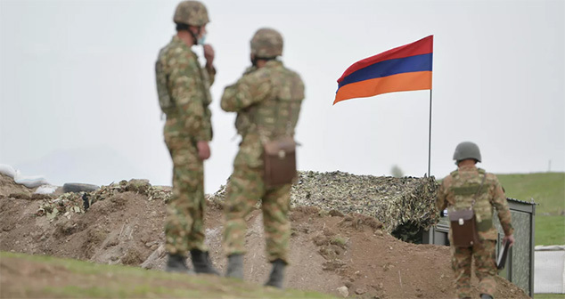 Армянские военнослужащие на границе с Азербайджаном. Фото: пресс-служба Минобороны Армении Армянские военнослужащие на границе с Азербайджаном. Фото: пресс-служба Минобороны Армении