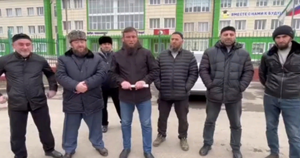 Видеообращение жителей Альтиевского округа Назрани. 14 марта 2023 г. Скриншот видео телеграм-канала SKFO Times https://t.me/skfo_news/8263 Видеообращение жителей Альтиевского округа Назрани. 14 марта 2023 г. Скриншот видео телеграм-канала SKFO Times https://t.me/skfo_news/8263
