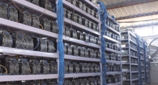 Обнаруженная в Дагестане майнинг-ферма. Стоп-кадр видео РГВК 