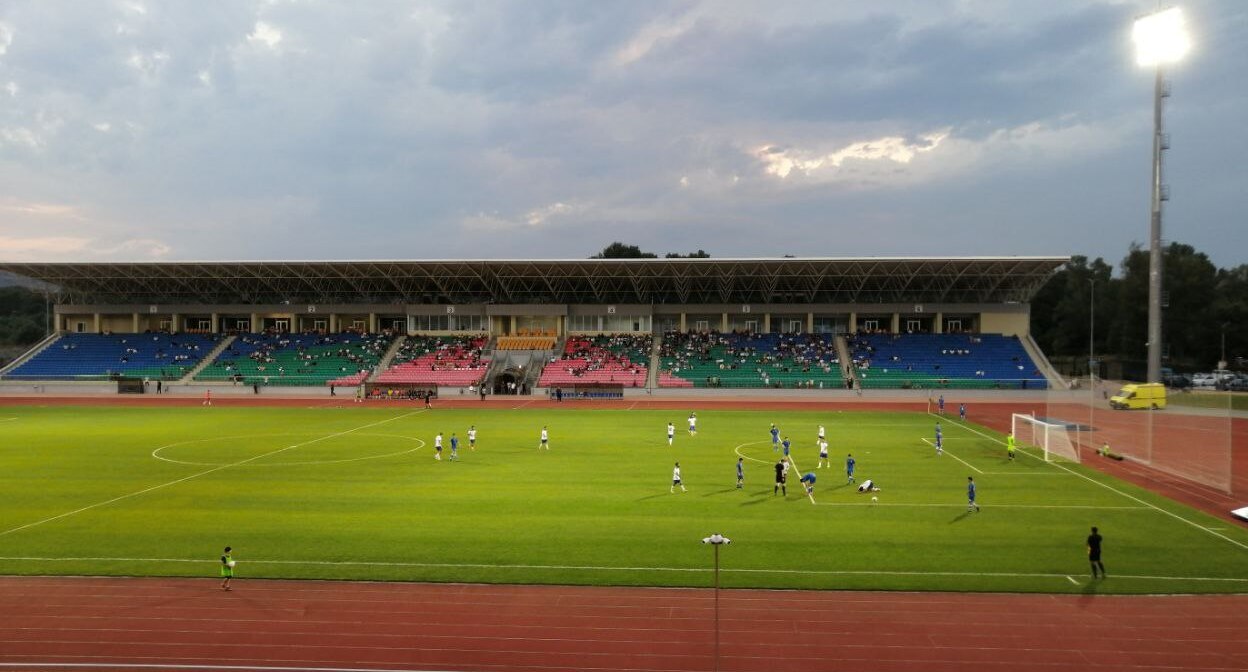 Стадион "Нарт" в Черкесске. Фото: Stasapsniy / Wikimedia