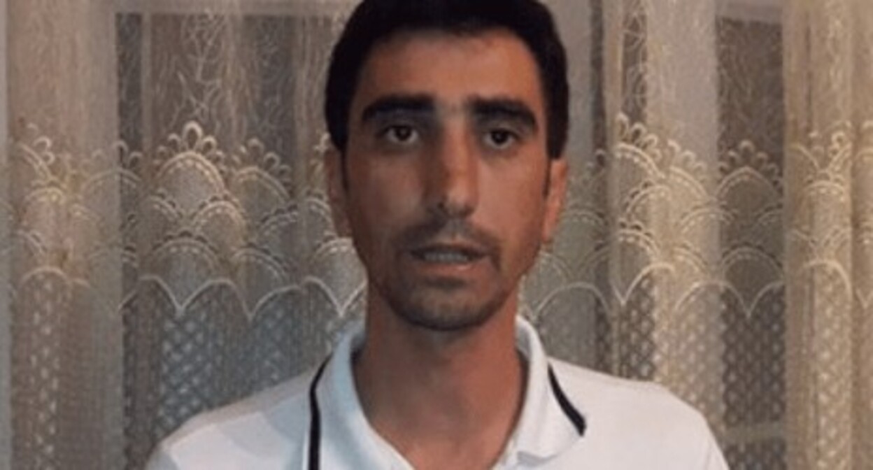 Теймур Керимов. Фото: https://modern.az/az/news/203416/jurnalist-teymur-kerimov-aksiyani-dayandirdi