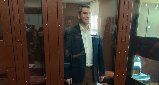 Григорий Мельконьянц в зале суда. 16 апреля 2025 г. Фото корреспондента "Кавказского узла"