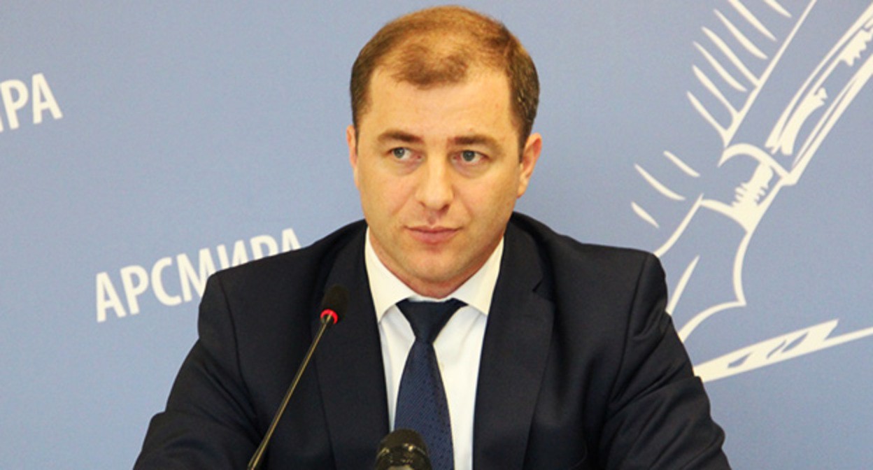 Адгур Ардзинба. Фото: https://mineconom-ra.org/ru/news/interview/980/