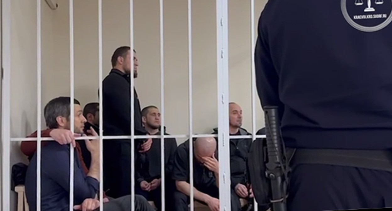 Осужденные за участие в беспорядках в зале суда. Декабрь 2024 г. Скриншот видео https://t.me/opskuban/1215