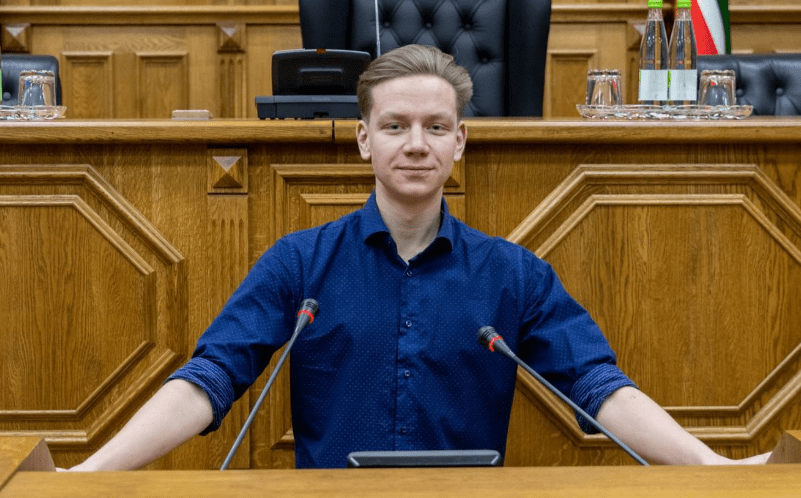 Марк Серов. Скриншот фото из Telegram-канала "Россияне Батуми" от 24.05.25, https://t.me/russiansbatumi/1297?single.