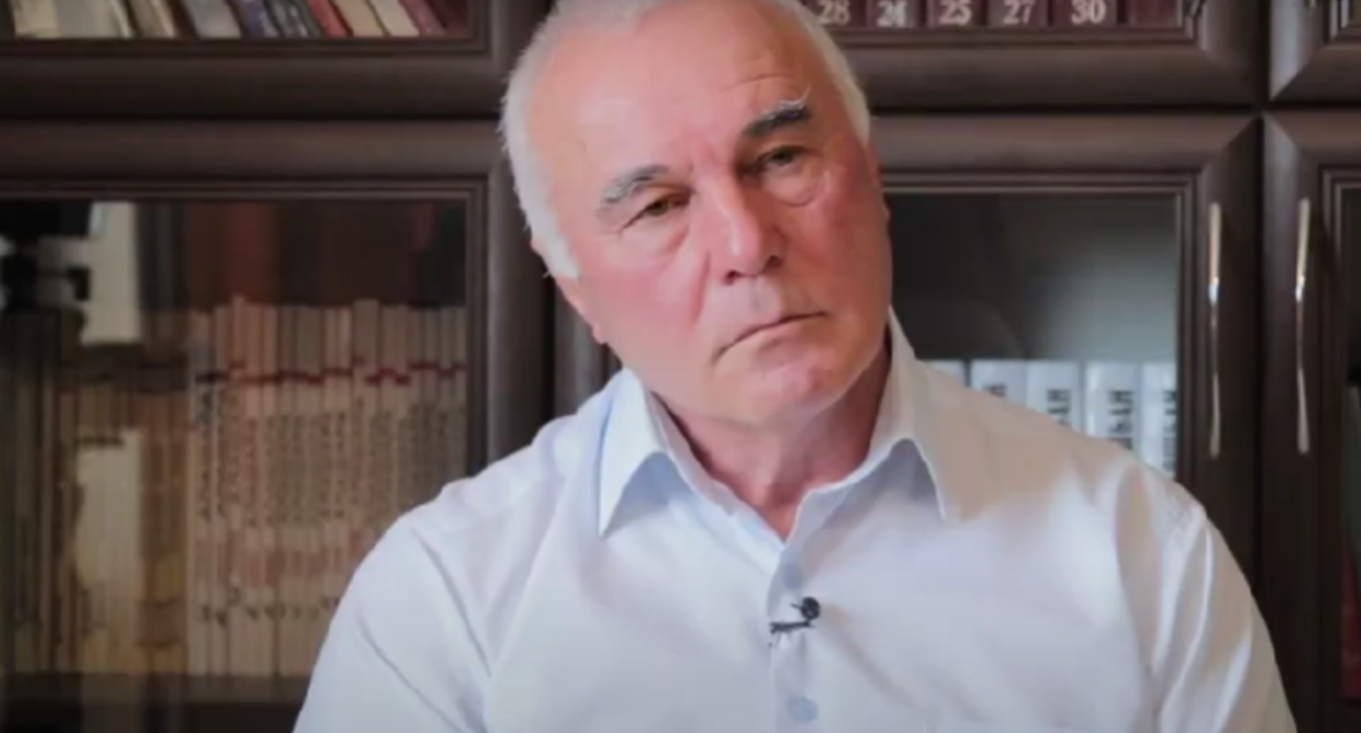 Адгур Харазия. Стоп-кадр видео из YouTube-канала "ANews" от 14.08.2023, https://www.youtube.com/watch?v=kw8c_hpk_oo