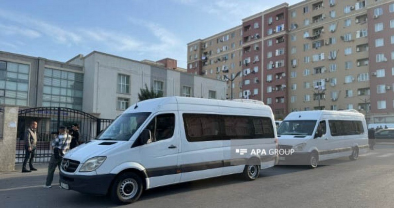 Отправка переселенцев в Кенгерли. 30 июня 2025 года. Фото: АПА https://ru.apa.az/sotsium/v-selo-kengerli-agdamskogo-raiona-otpravlena-ocerednaya-gruppa-pereselencev-614760