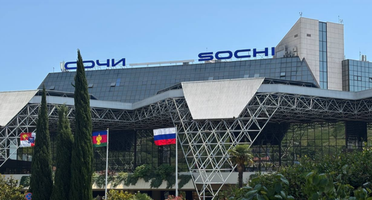 Аэропорт Сочи. Скриншот фото из Telegram-канала аэропорта от 06.07.25, https://t.me/aeroaer/1966.