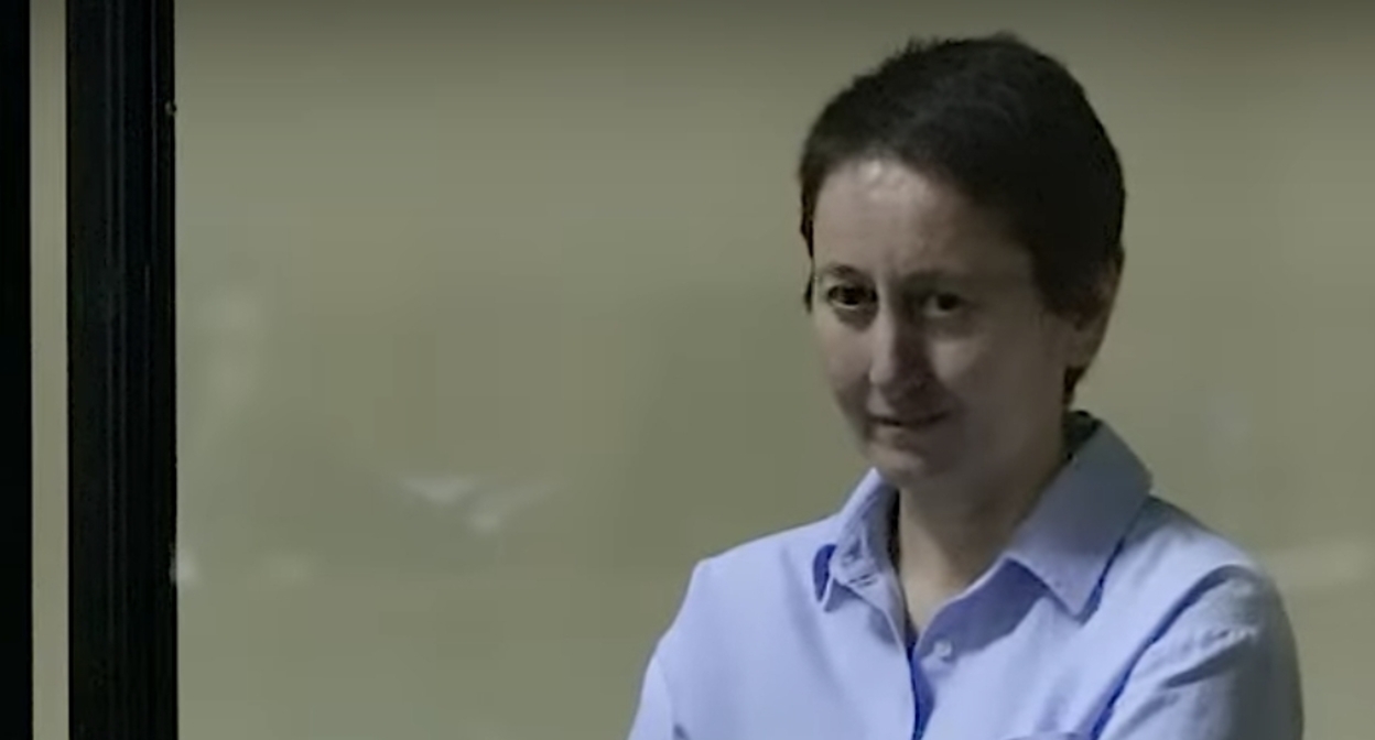 Мзия Амаглобели в суде. Кадр видео Mtisambebi / მთის ამბები на YouTube.