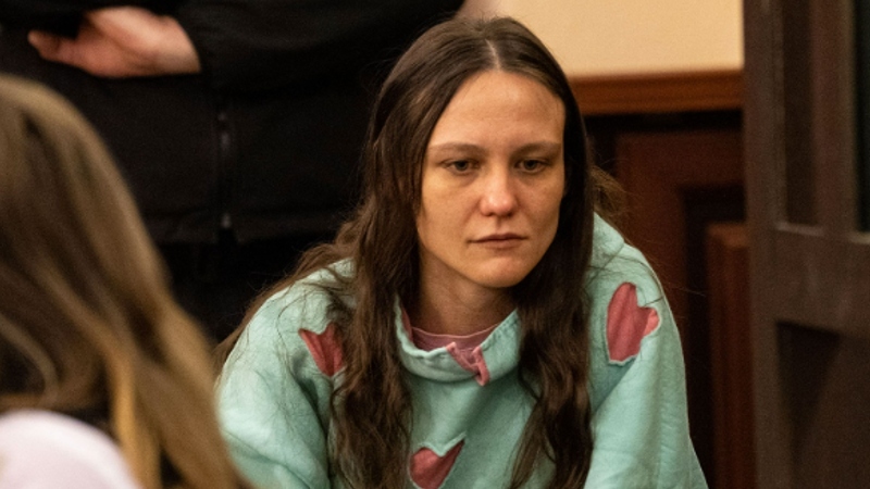 Анастасия Зиновкина в суде. Фото: Mindia Gabadze / Publika