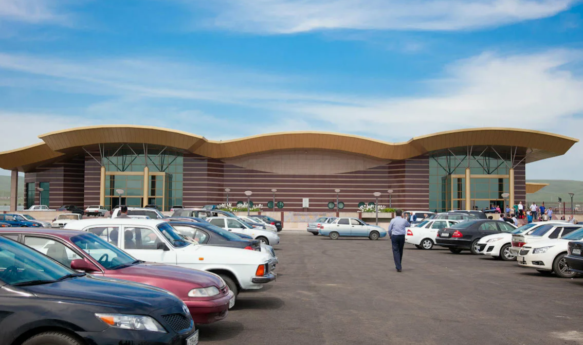 Аэропорт Магаса. Скриншот фото "Сердало" https://serdalo.ru/news/kultura?page=1054