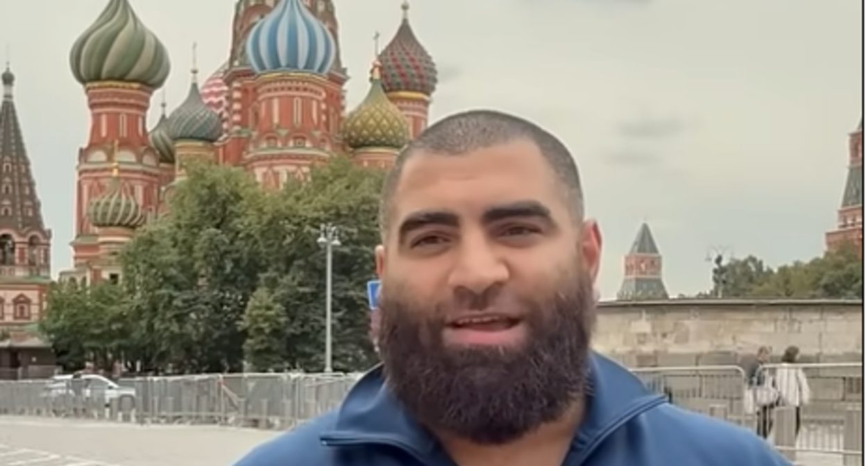 Арсен Маркарян. Стоп-кадр видео из его YouTube-канала от 22.08.25, https://www.youtube.com/shorts/SL-OR4WaGmg.