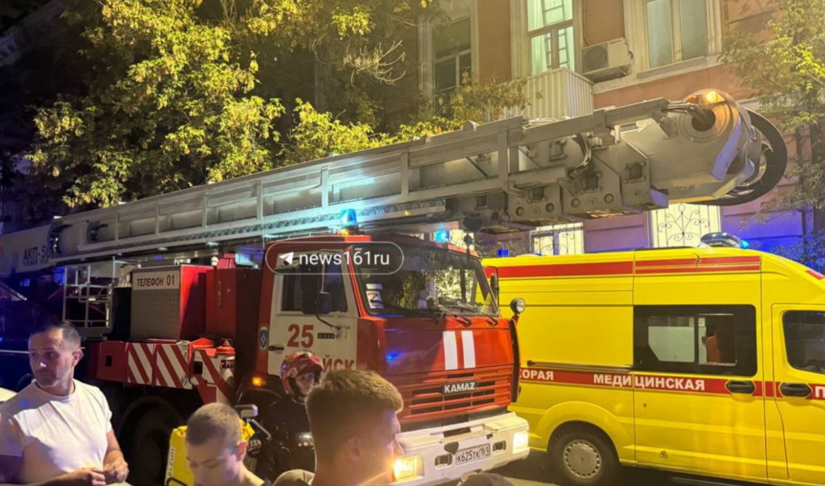 Машины экстренных служб в центре Ростова-на-Дону. Скриншот фото 161.ru n 27.08.25? https://t.me/news161ru/70572?single