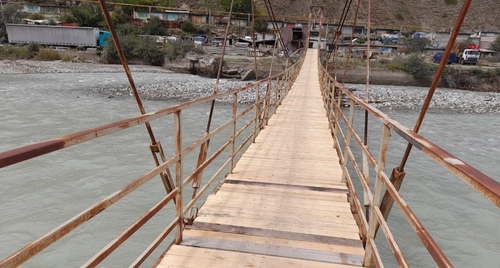 Отремонтированный пенсионерами мост в Тырныаузе. Фото корреспондента "Кавказского узла".