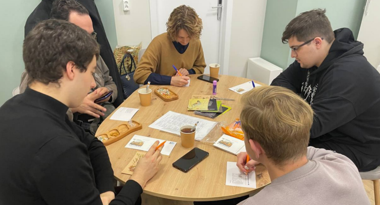 Вечер писем политзаключенным. Скриншот фото из Telegram-канала Ростовского отделения партии "Рассвет" от 15.11.25, https://t.me/rassvet_rostov/208