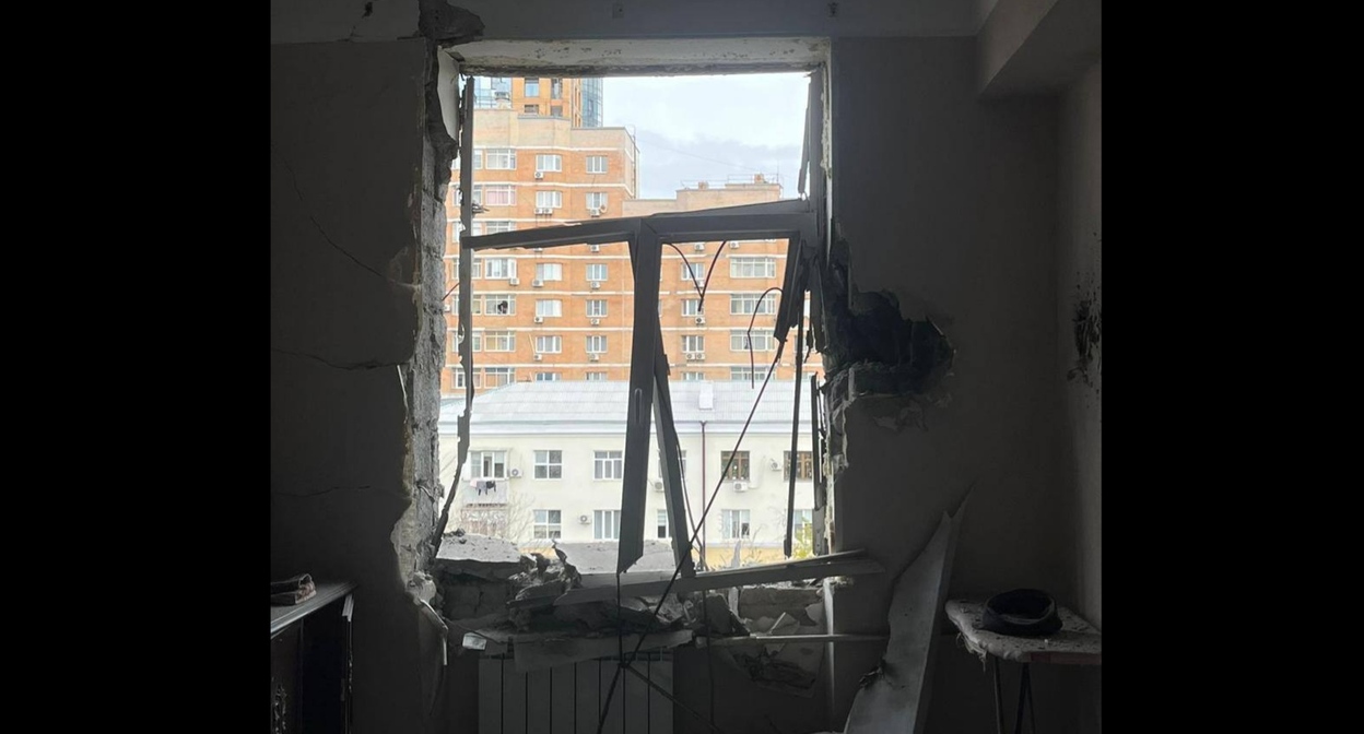 Последствия атаки БПЛА в Новороссийске. Фото из телеграм-канала Алексея Кравченко https://t.me/kravchenko_glava_nvrsk/13623