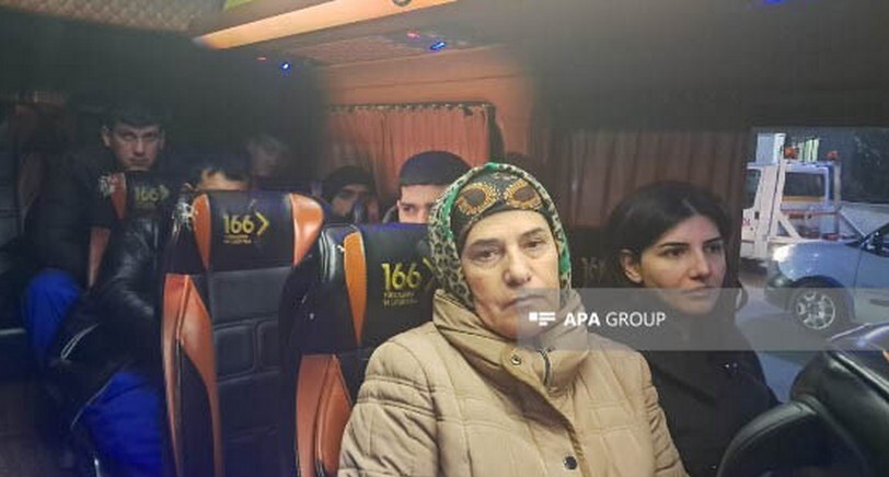 Переселенцы возвращаются в Хоровлу. 15 декабря 2025 года. Фото: АПА https://ru.apa.az/sotsium/v-selo-xorovlu-vyexala-ocerednaya-gruppa-pereselencev-630273