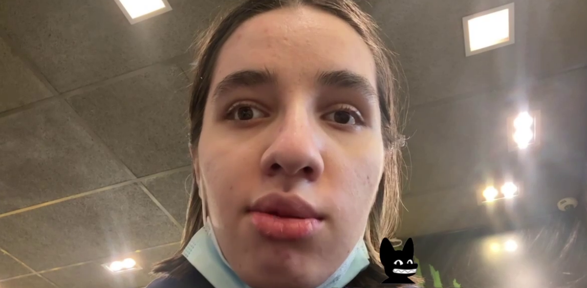 Айна Манькиева. Стоп-кадр видео из Telegram-канала "Кровавая барыня" от 15.01.26, https://t.me/bloodysx/51453.