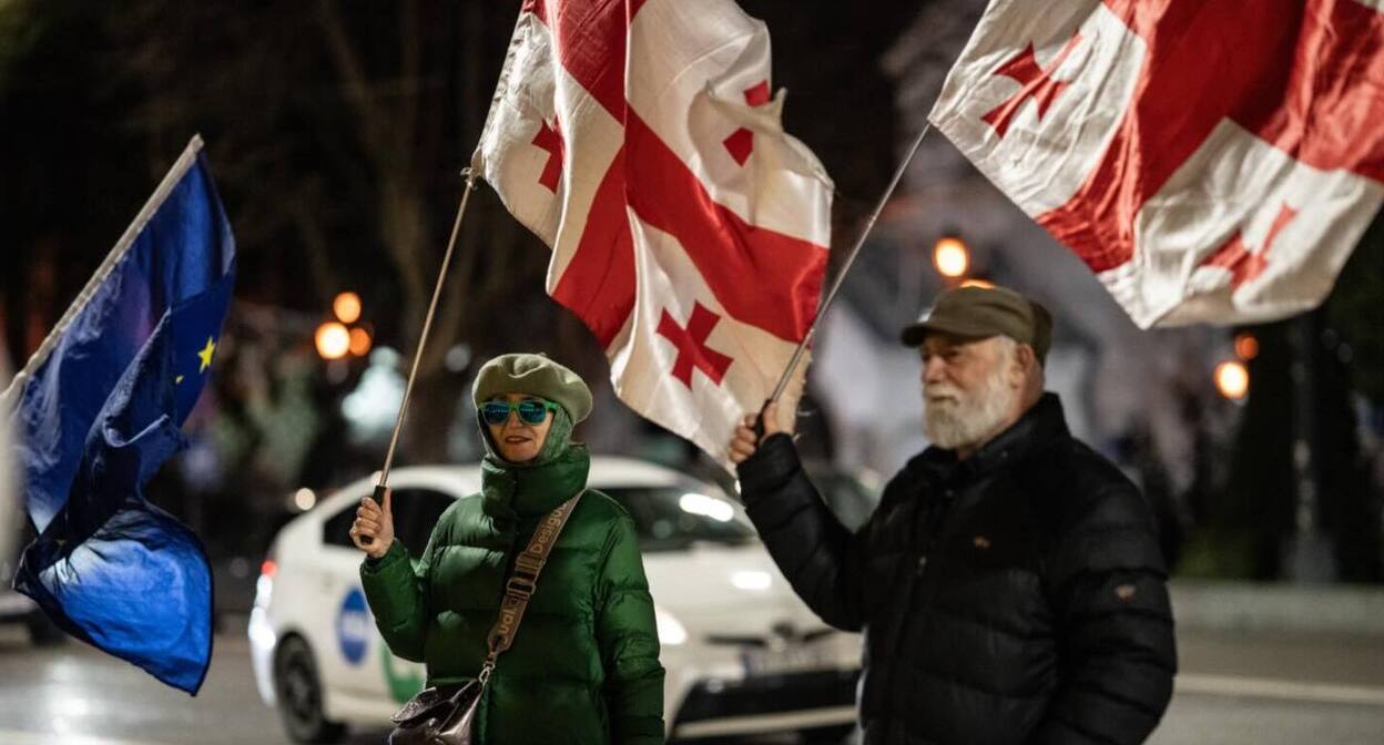 Протестующие на проспекте Руставели, 5 марта 2026 года. Фото: Мариам Кавшбая / Publika