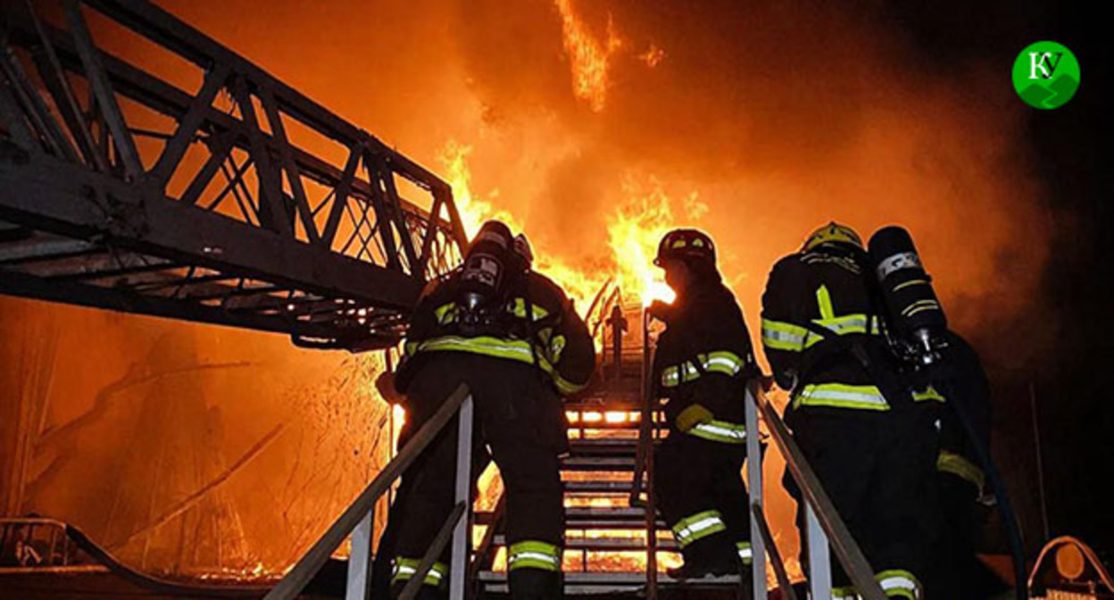 Тушение пожара. Иллюстрация создана "Кавказским узлом" при помощи ИИ в программе Copilot