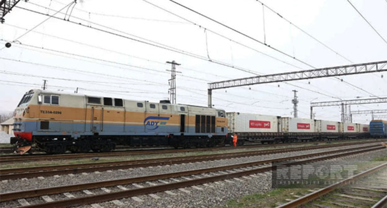 Российский гуманитарный груз для Ирана прибыл в Азербайджан. Фото: Report https://report.az/ru/infrastruktura/rossijskij-gumanitarnyj-gruz-dlya-irana-pribyl-na-stanciyu-garadag