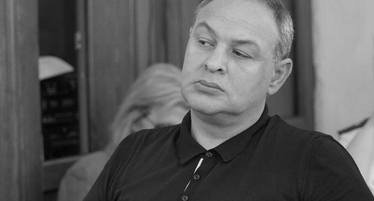 Кадр Сочинский суд заочно осудил депутата парламента Абхазии Кана Кварчия. Фото: АБХАЗИЯ-ЦЕНТР / Telegram-канал Кадр Сочинский суд заочно осудил депутата парламента Абхазии Кана Кварчия. Фото: АБХАЗИЯ-ЦЕНТР / Telegram-канал